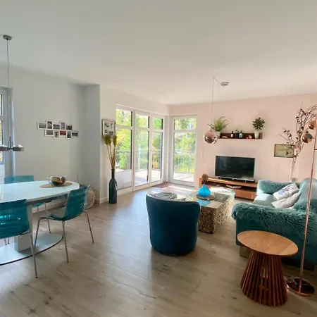 Daire Louisa 43 - Octopussy In *