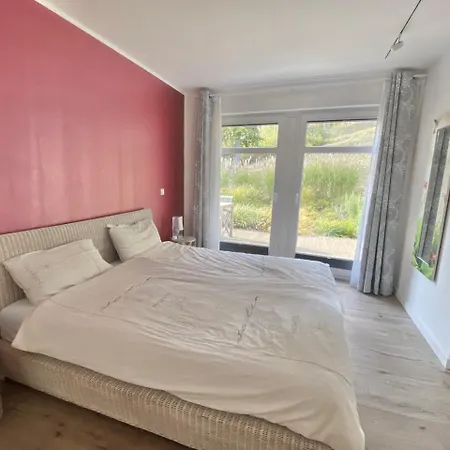 Louisa 43 - Octopussy In Apartment *