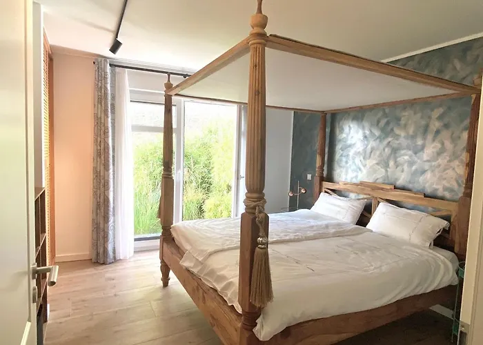 Louisa 43 - Octopussy In Lejlighed *