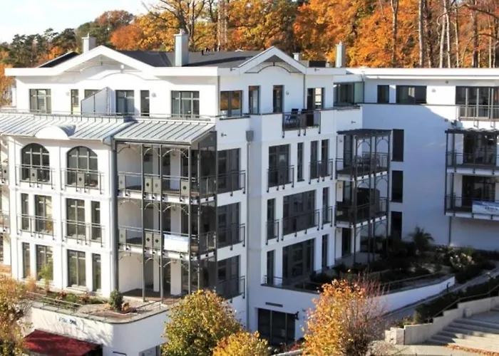 Louisa 43 - Octopussy In *