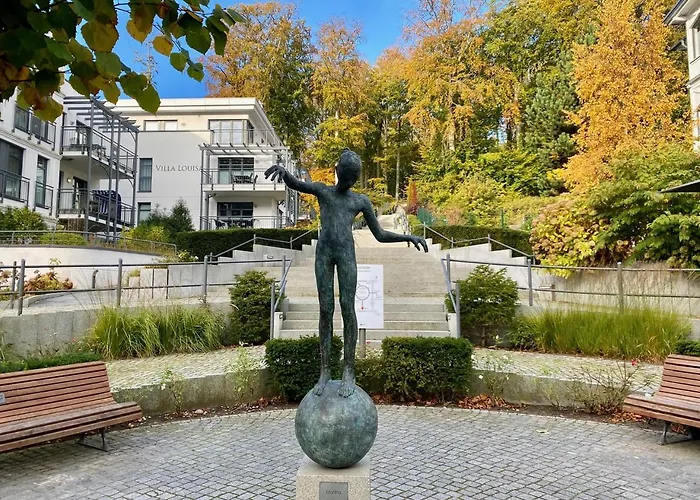 Louisa 43 - Octopussy In *