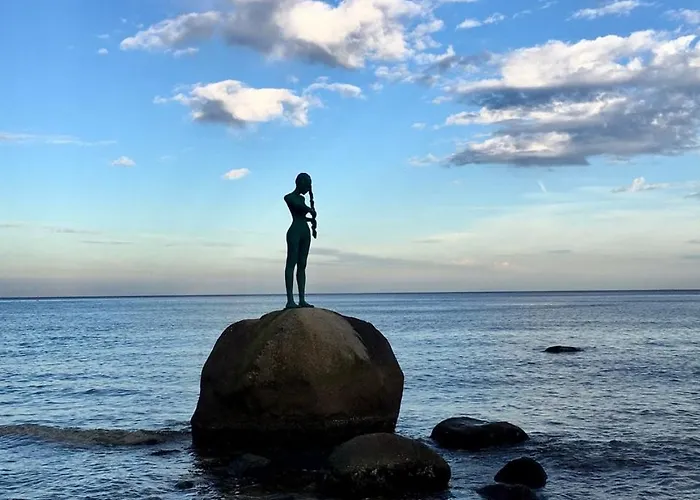 Louisa 43 - Octopussy In